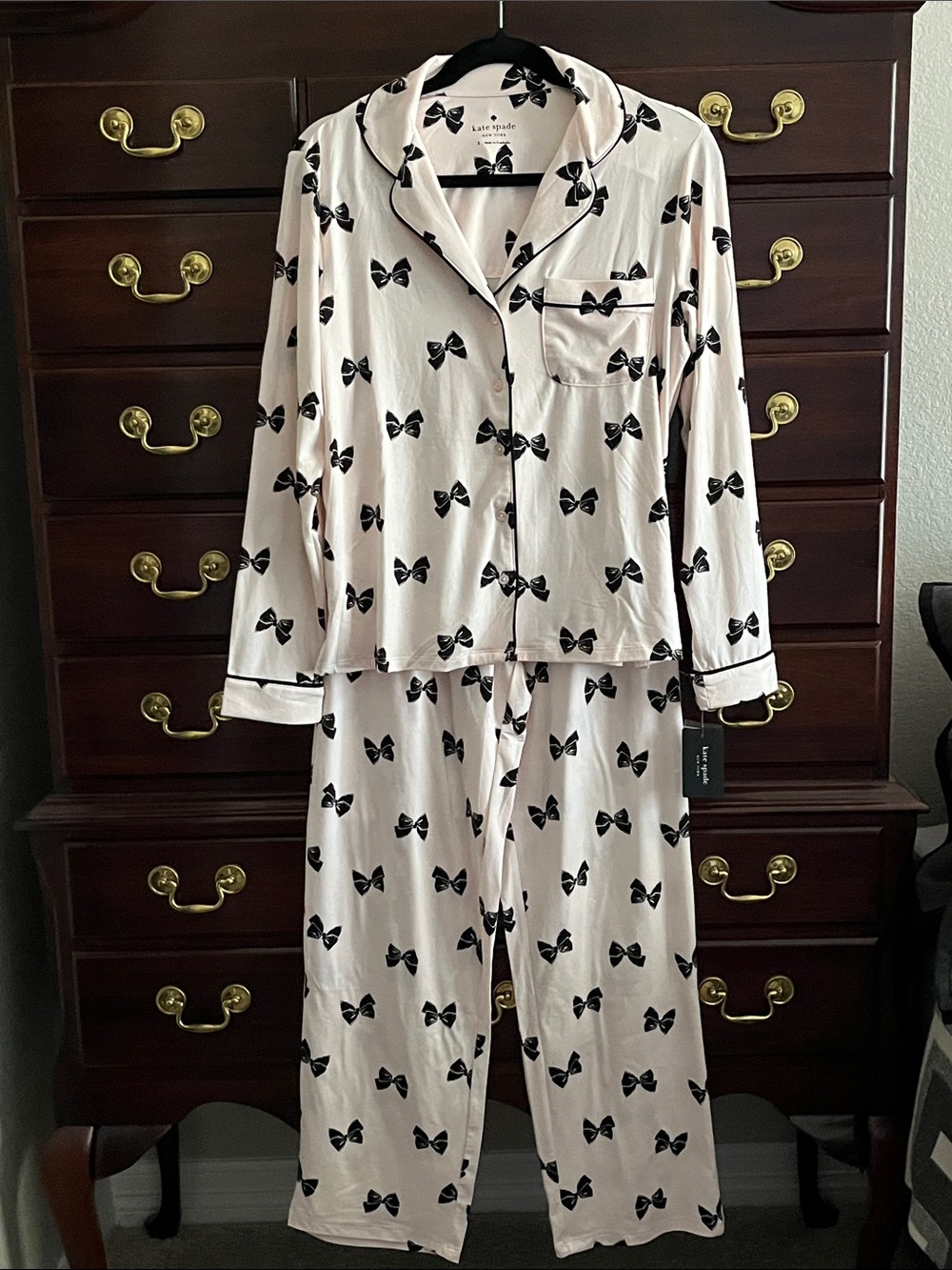 NWT Kate Spade Light Pink Bow-Print Two-Piece Pajama Set